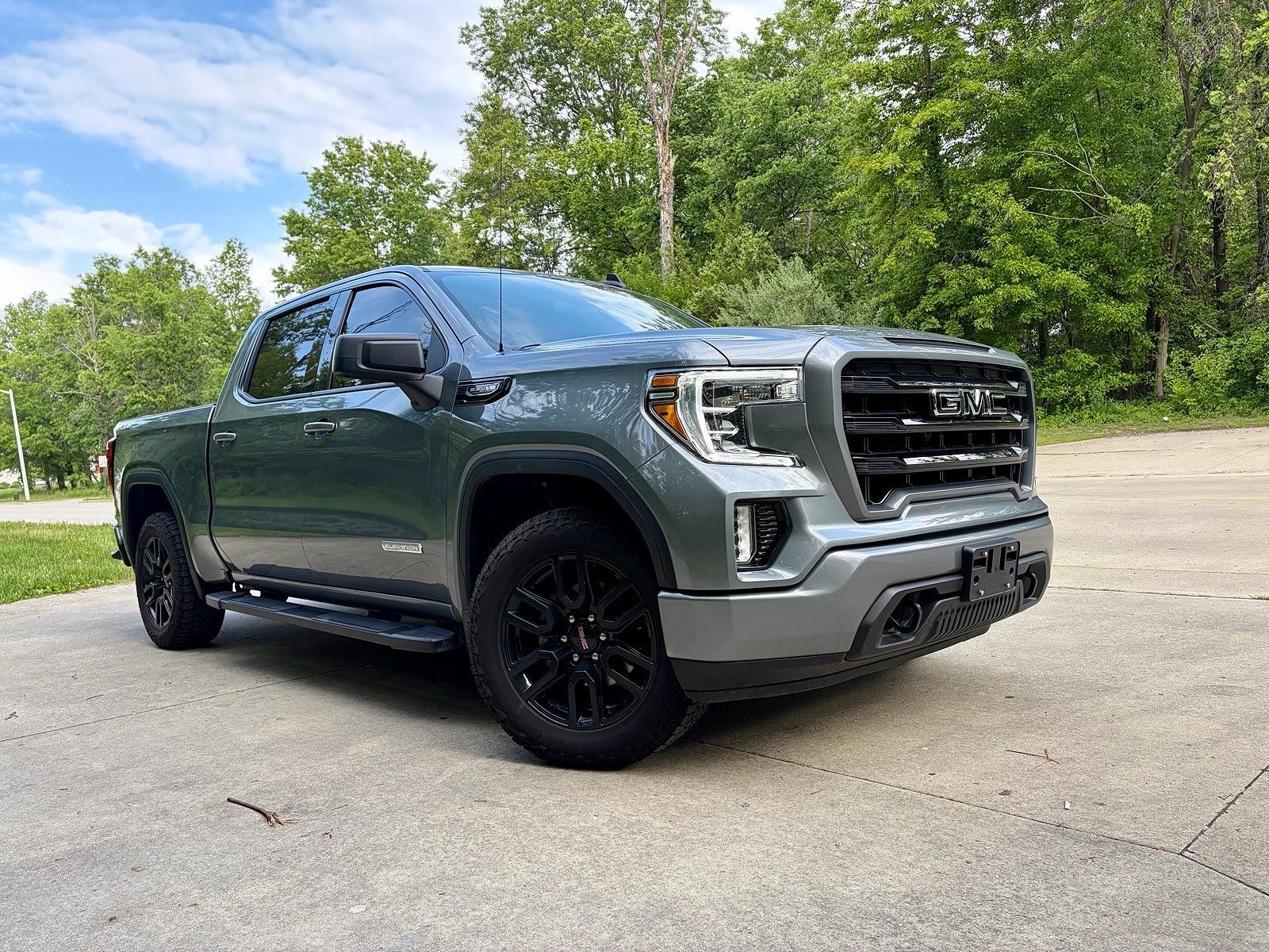 2022 GMC Sierra Limited