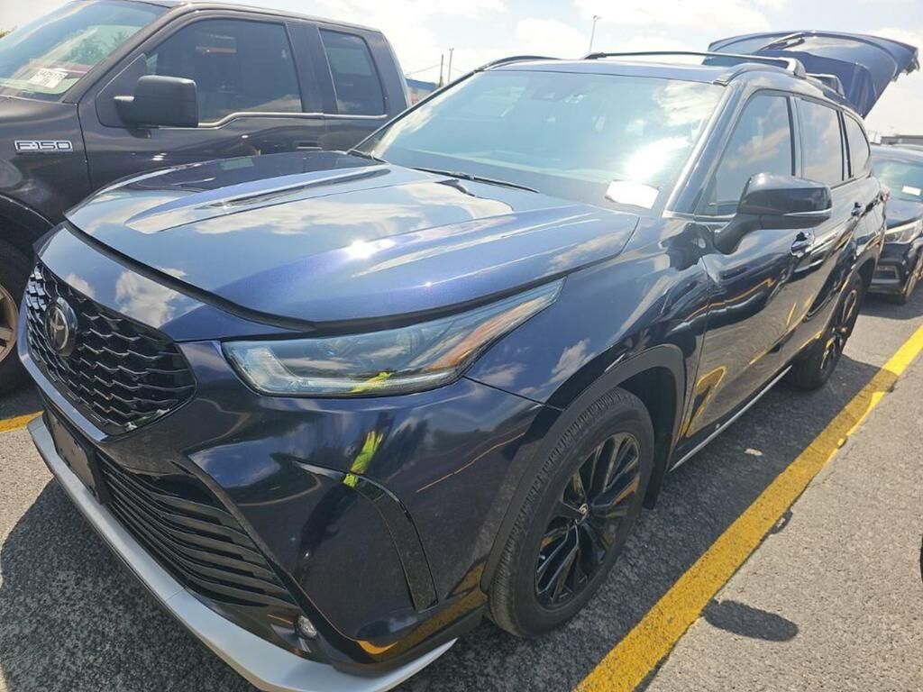 2025 TOYOTA Highlander