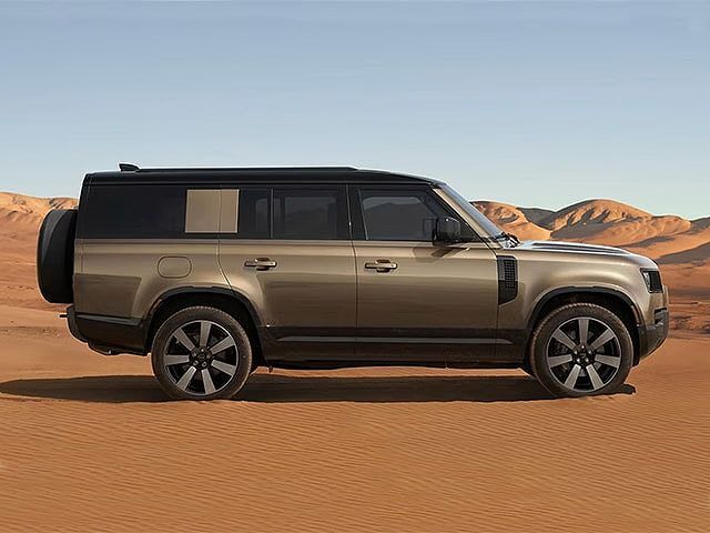 2026 LAND ROVER Defender