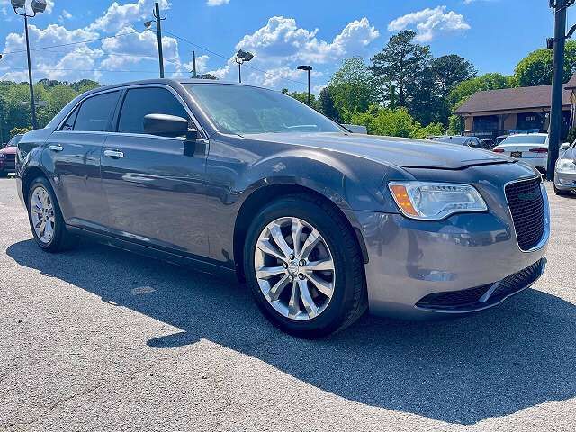 2019 CHRYSLER 300