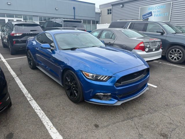 2017 FORD Mustang