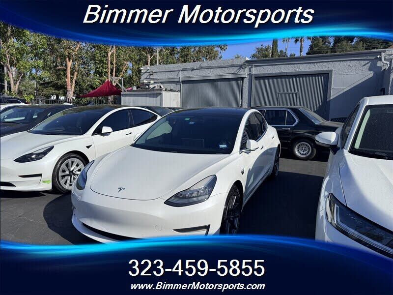 2020 TESLA Model 3