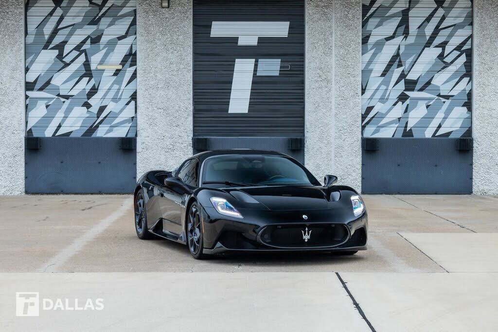 2023 MASERATI MC20