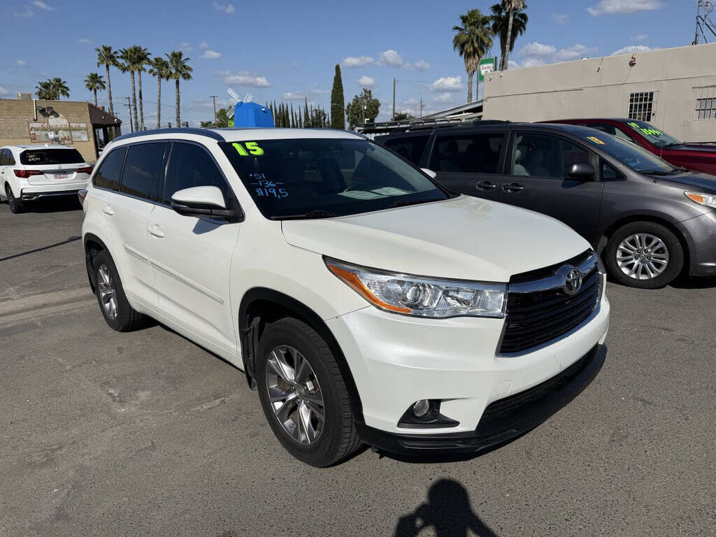 2015 TOYOTA Highlander