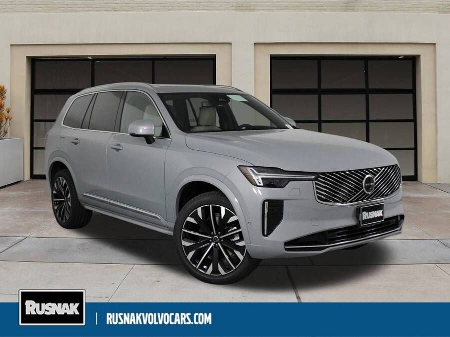 2026 VOLVO XC90