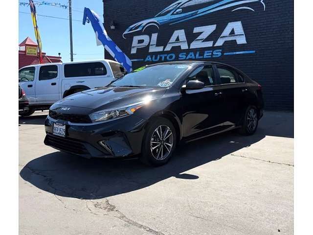 2023 KIA Forte