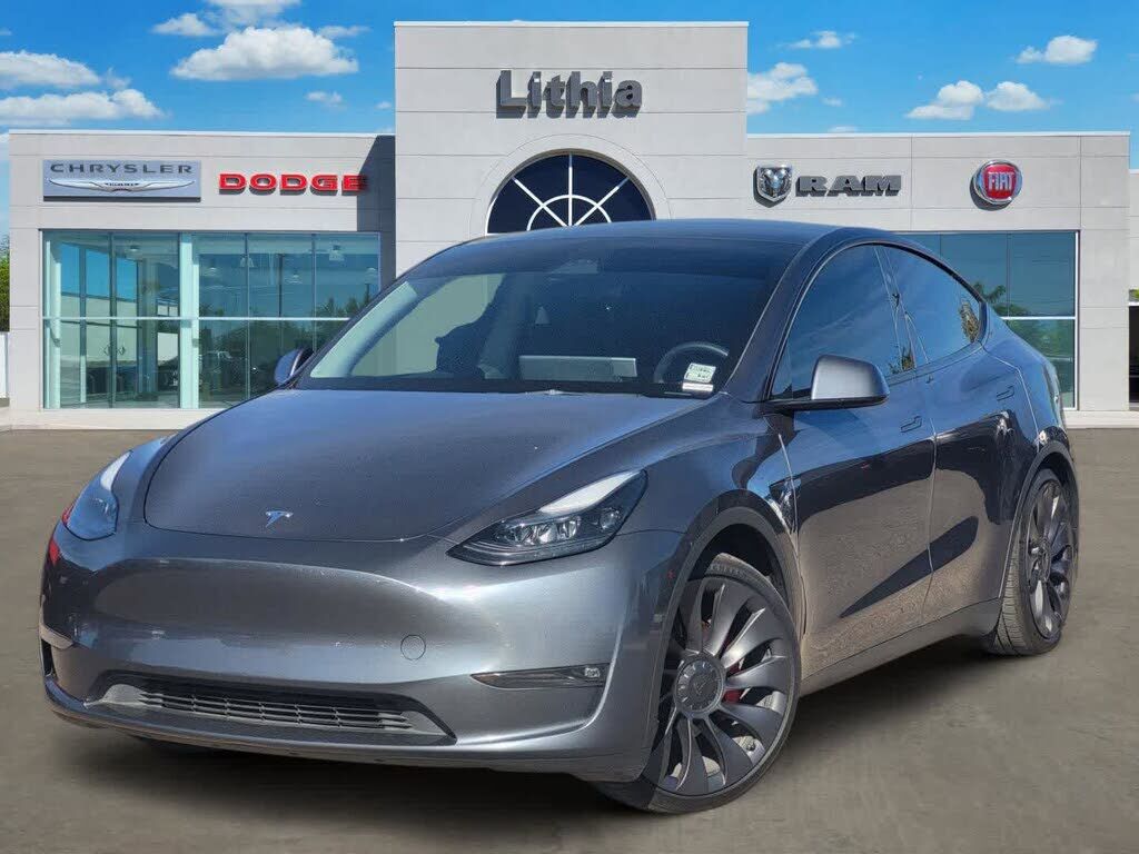 2023 TESLA Model Y