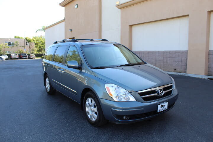 2008 HYUNDAI Entourage
