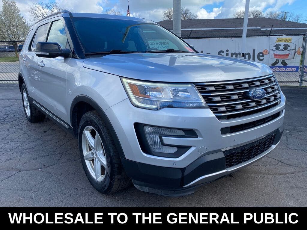2017 FORD Explorer
