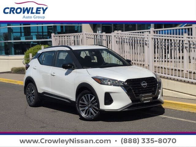 2023 NISSAN Kicks