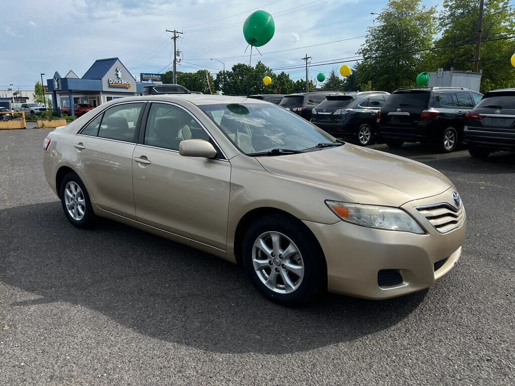 2011 TOYOTA Camry