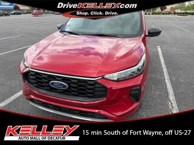 2024 FORD Escape