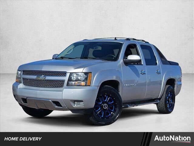 2011 CHEVROLET Avalanche