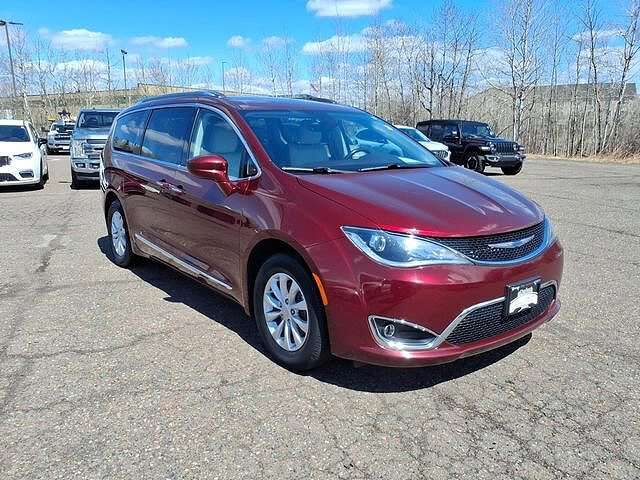 2019 CHRYSLER Pacifica