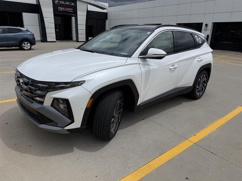 2025 HYUNDAI Tucson