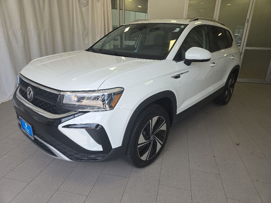 2024 VOLKSWAGEN Taos 4Motion