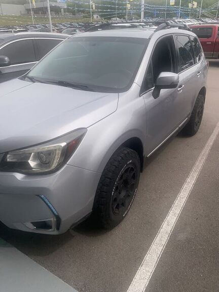 2018 SUBARU Forester