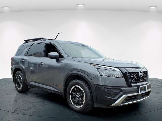 2024 NISSAN Pathfinder