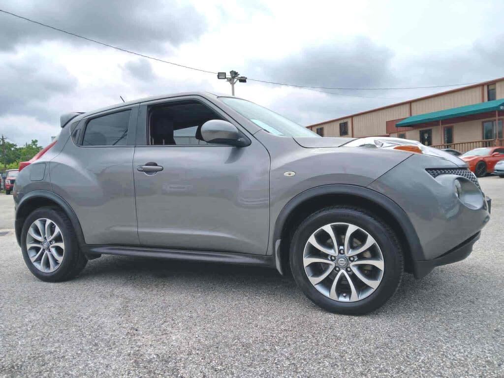 2013 NISSAN Juke