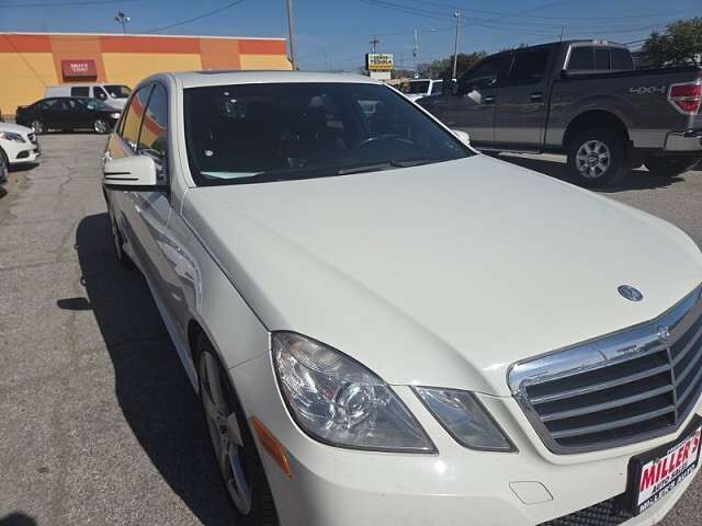 2011 MERCEDES-BENZ E-Class