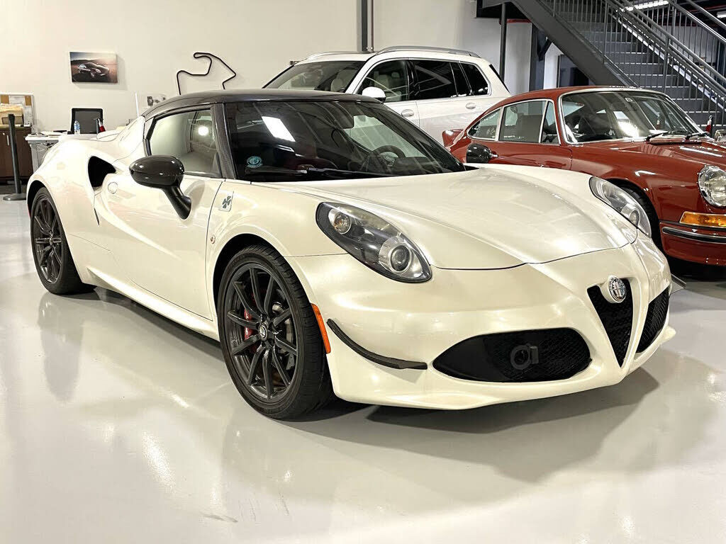 2015 ALFA ROMEO 4C