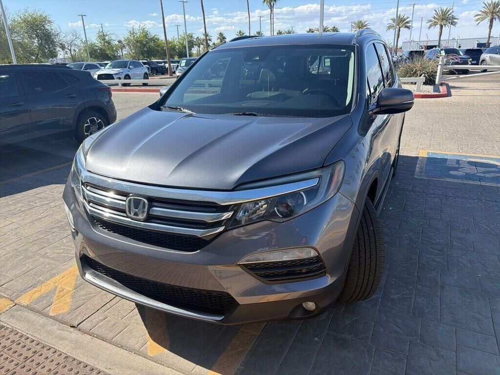 2017 HONDA Pilot