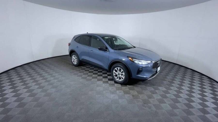 2026 FORD Escape
