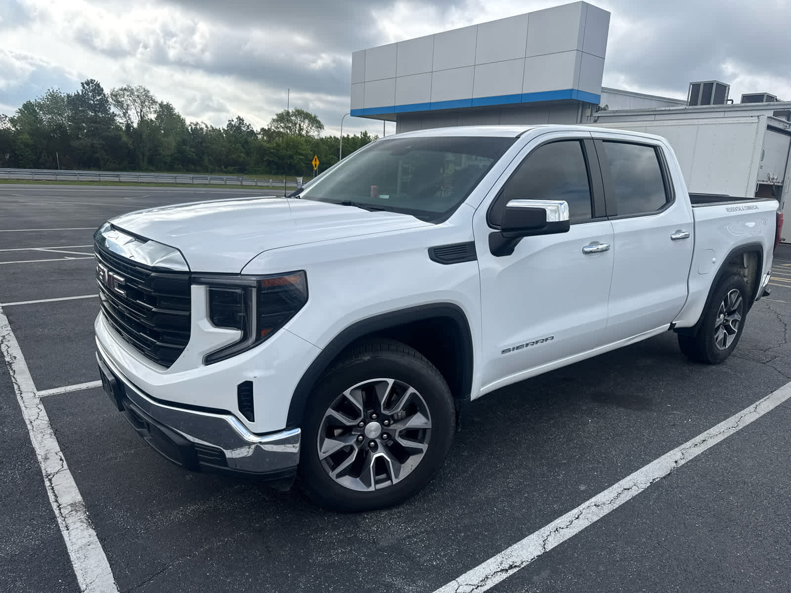 2023 GMC Sierra