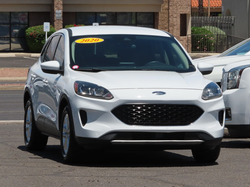 2020 FORD Escape