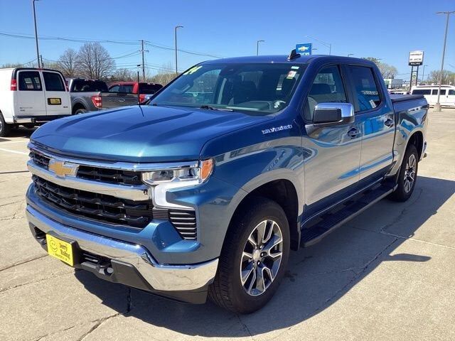 2024 CHEVROLET Silverado