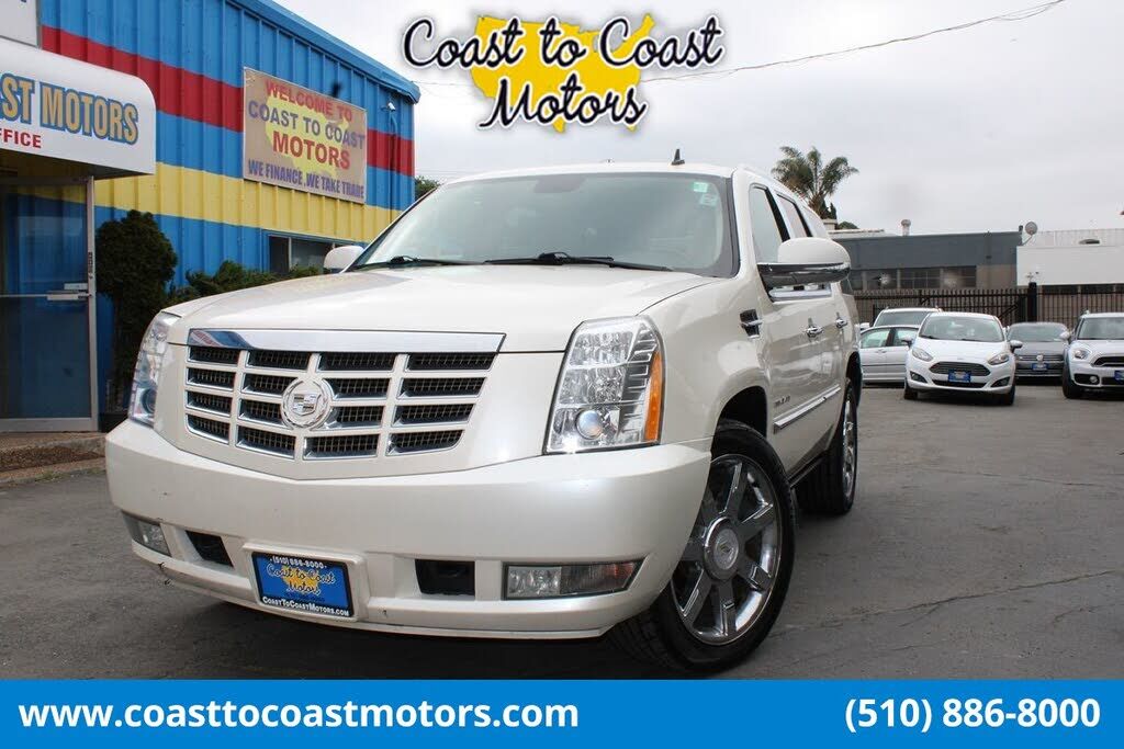 2010 CADILLAC Escalade