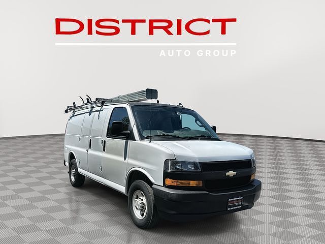 2022 CHEVROLET Express