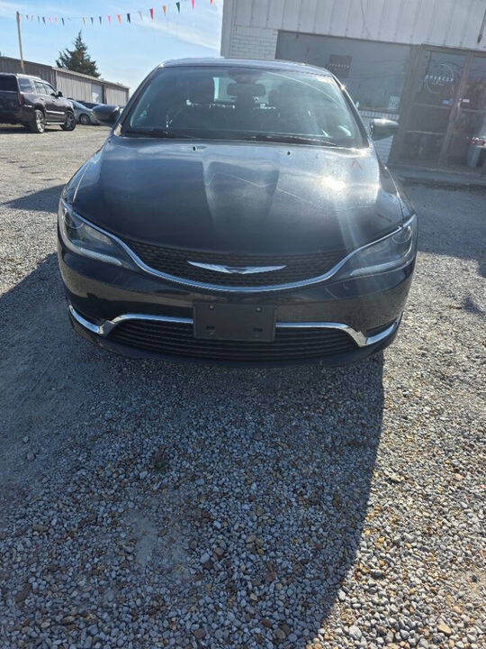 2017 CHRYSLER 200