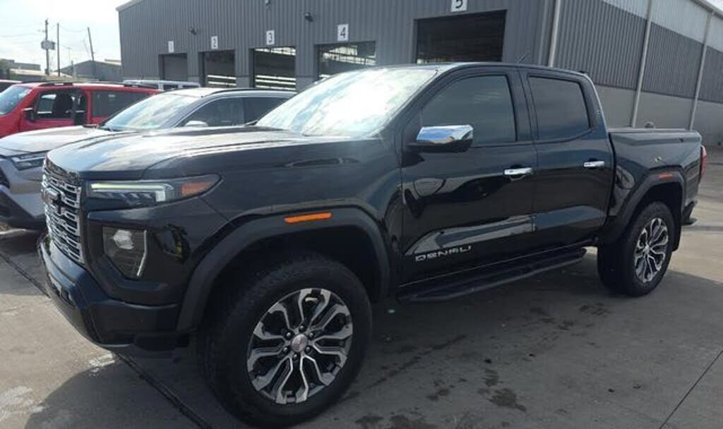 2023 GMC Canyon