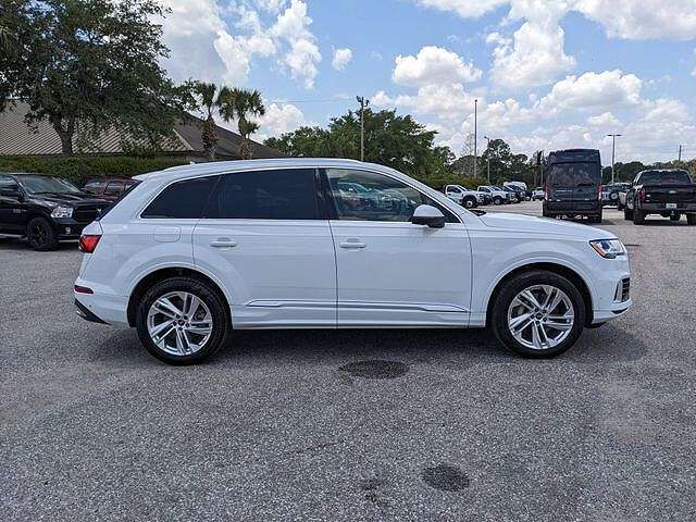 2023 AUDI Q7