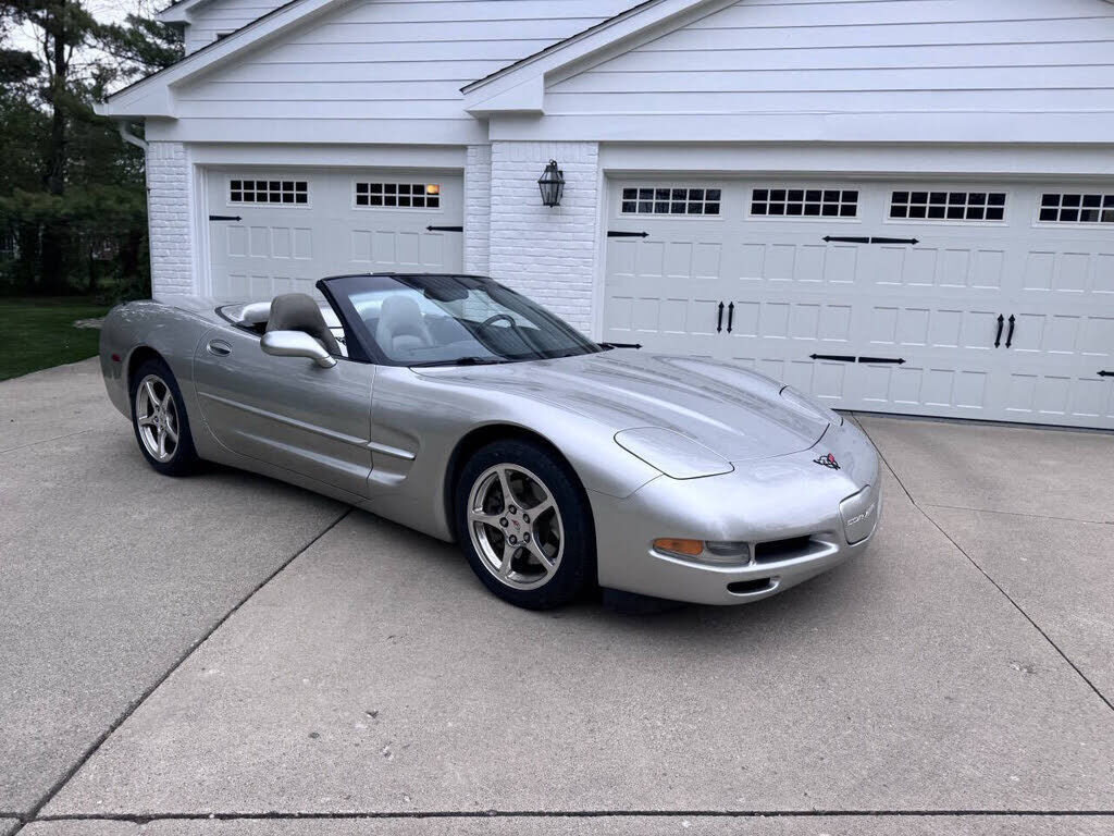 2004 CHEVROLET Corvette