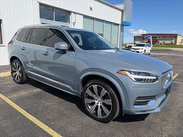 2020 VOLVO XC90