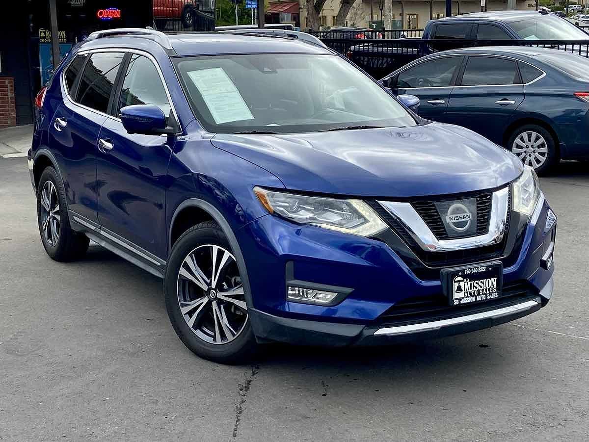 2017 NISSAN Rogue