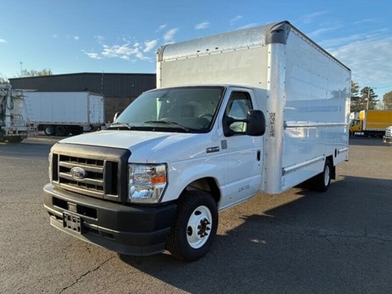 2022 FORD E-350