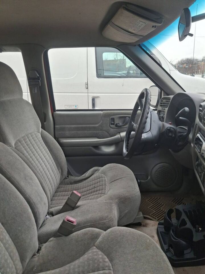 2003 FORD E-250