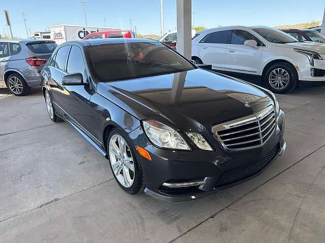 2013 MERCEDES-BENZ E-Class