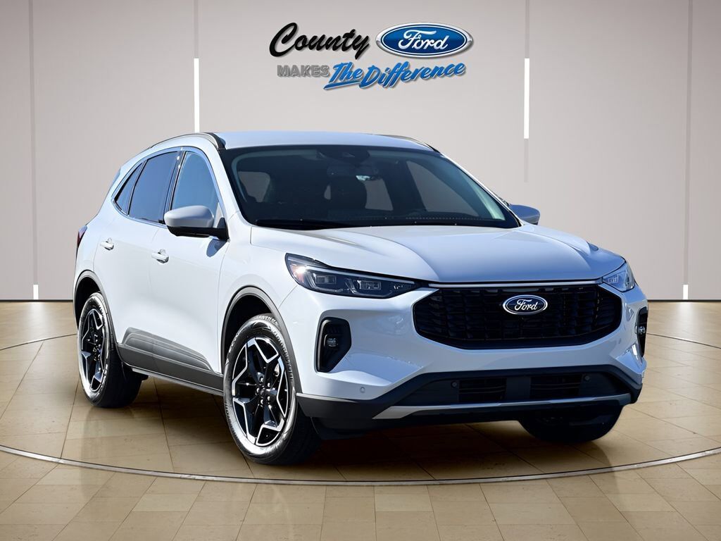 2026 FORD Escape