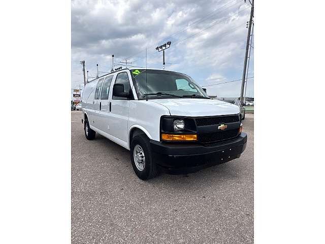 2017 CHEVROLET Express