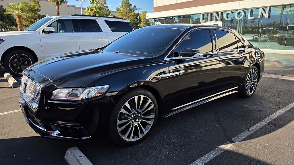 2017 LINCOLN Continental