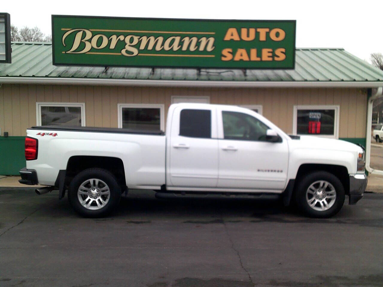 2018 CHEVROLET Silverado