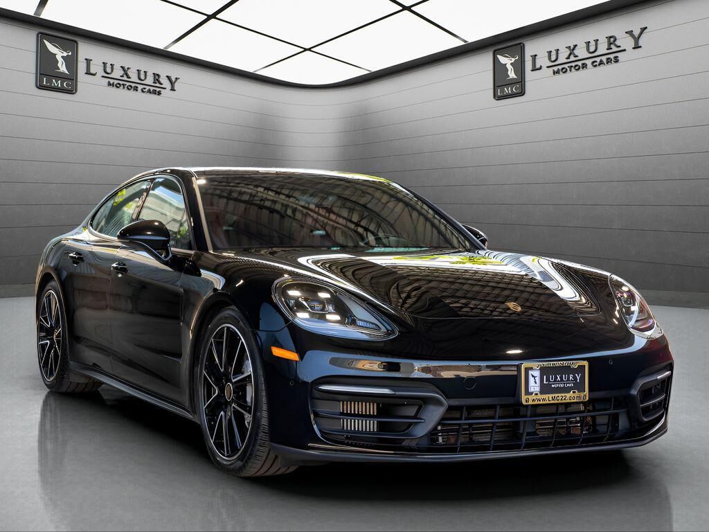 2021 PORSCHE Panamera