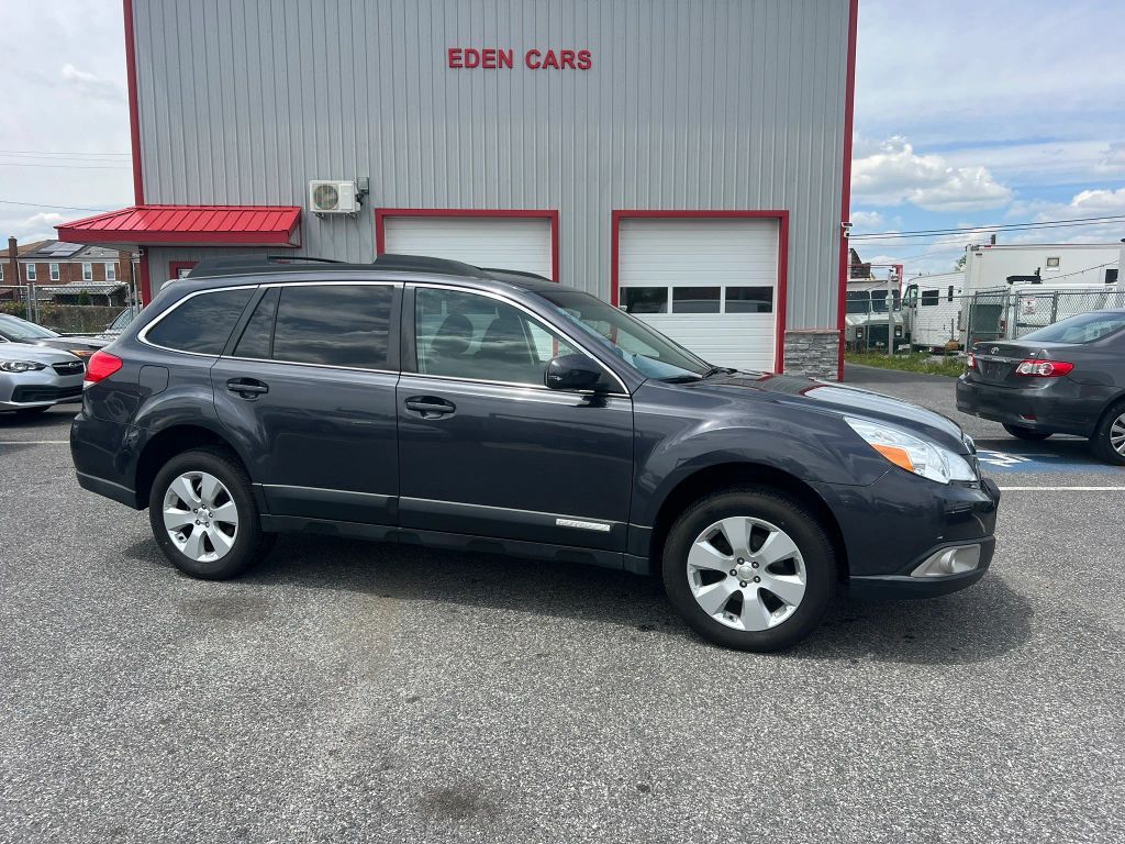 2012 SUBARU Outback