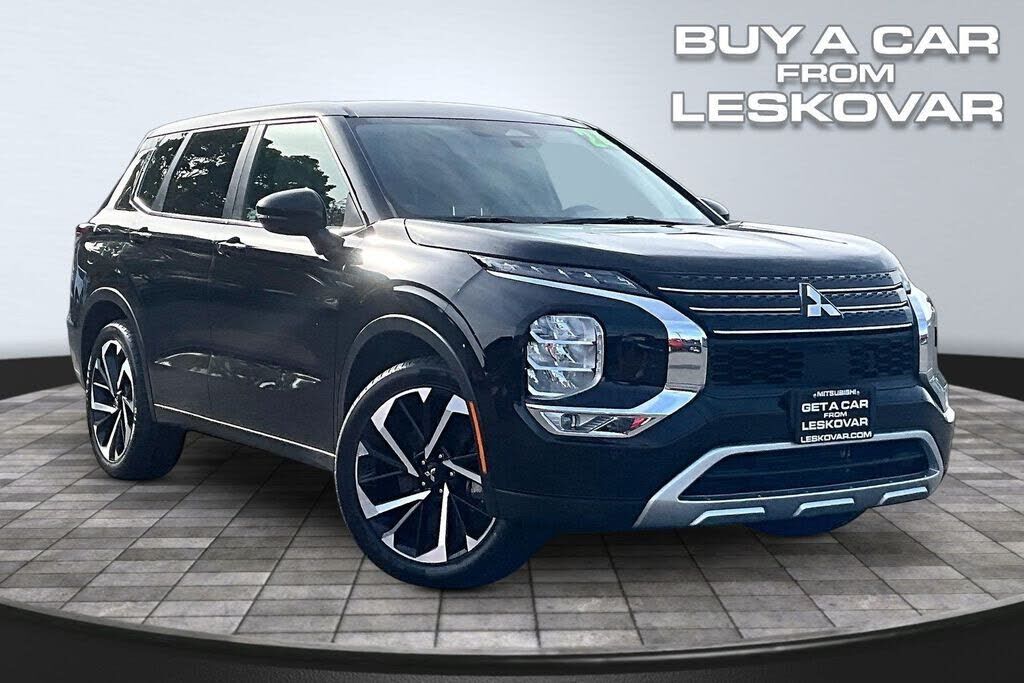 2024 MITSUBISHI Outlander