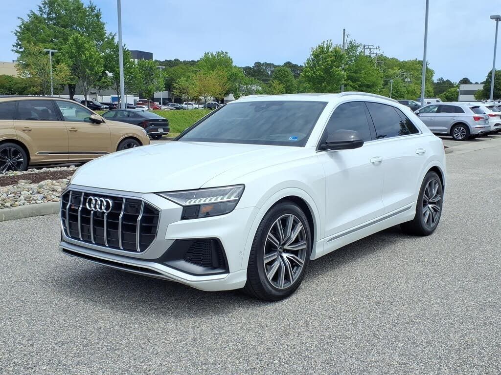 2023 AUDI SQ8