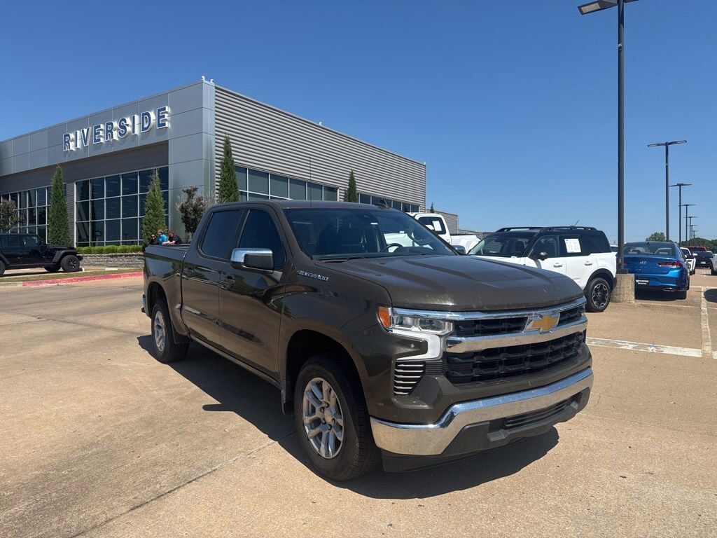 2023 CHEVROLET Silverado